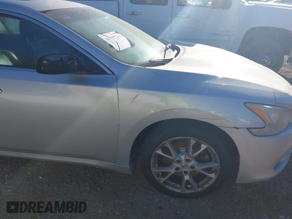 2013 Nissan Maxima SV with VIN 1N4AA5AP4DC807870, listed as a IAAI auction lot 41809194 with 129,034 mi miles and . Bid and sale history available at DreamBid. Image 6.