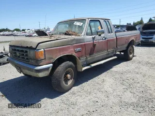 1988 Ford F-250 с VIN 1FTHX26G6JKA47733, выставлен на аукционе Copart как лот 60577195 с пробегом 91 635 миль миль и Чистый • Clean title. История ставок и продаж доступна на DreamBid. Изображение 1.