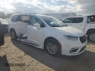 2021 Chrysler Pacifica Touring with VIN 2C4RC1FG1MR510121, listed as a Copart auction lot 78366954 with 34,296 mi miles and Salvage title. Bid and sale history available at DreamBid. Image 4.