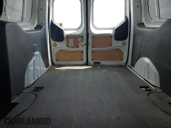 2019 Ford Transit Connect XL с VIN NM0LS7E22K1432173, выставлен на аукционе Copart как лот 63694795 с пробегом 85 221 миль миль и Списание • Salvage title. История ставок и продаж доступна на DreamBid. Изображение 10.