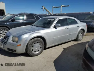 2005 Chrysler 300 with VIN 2C3JA53G25H673340, listed as a Copart auction lot 47066935 with 237,855 mi miles and Salvage Title. Bid and sale history available at carsss.com. Image 1.