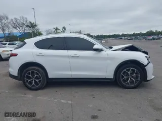 2019 Alfa Romeo Stelvio Ti Sport with VIN ZASPAKBN4K7C43960, listed as a IAAI auction lot 41328453 with 1 mi miles. Bid and sale history available at carsss.com. Image 13.