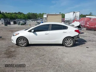 2016 Kia Forte LX z VIN KNAFX4A65G5583272, wystawiony jako IAAI lot #42086277 z przebiegiem 103 933 mil mil oraz . Historia ofert i sprzedaży dostępna na DreamBid. Obrazek 15.