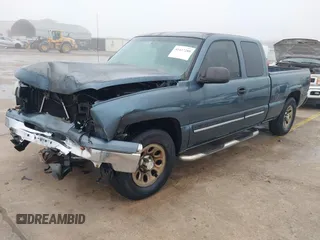 2006 Chevrolet Silverado 1500 Work Truck with VIN 1GCEC19X76Z128257, listed as a IAAI auction lot 41437288 with 201,791 mi miles. Bid and sale history available at carsss.com. Image 18.