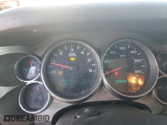 2009 GMC Sierra 2500HD SLE z VIN 1GTHK59K89E156835, wystawiony jako Copart lot #47450515 z przebiegiem 163 996 mil mil oraz Szkoda całkowita • Salvage title. Historia ofert i sprzedaży dostępna na DreamBid. Obrazek 9.