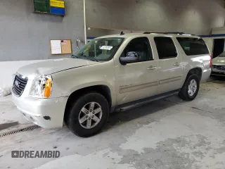 2011 GMC Yukon XL SLT with VIN 1GKS1KE01BR258475, listed as a Copart auction lot 55305385 with 201,517 mi miles and Clean Title. Bid and sale history available at carsss.com. Image 1.