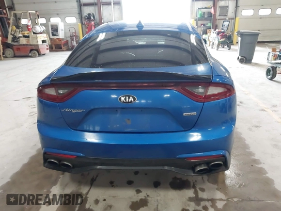 2018 Kia Stinger Premium with VIN KNAE25LA5J6017132, listed as a IAAI auction lot 42163195 with 176,947 mi miles. Bid and sale history available at carsss.com. Image 16.