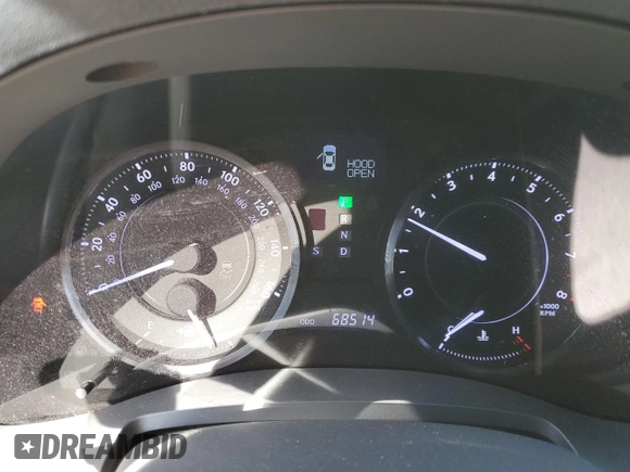 2012 Lexus IS 250 C with VIN JTHFF2C20C2525035, listed as a Copart auction lot 88471305 with 68,514 mi miles and Salvage title. Bid and sale history available at DreamBid. Image 9.