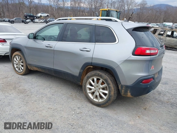 2015 Jeep Cherokee Limited with VIN 1C4PJMDS3FW576332, listed as a IAAI auction lot 41618035 with 203,620 mi miles. Bid and sale history available at carsss.com. Image 3.