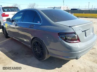 2009 Mercedes-Benz C-Class 3.0L Sport with VIN WDDGF54X49F200932, listed as a IAAI auction lot 41670981 with 204,529 mi miles. Bid and sale history available at carsss.com. Image 3.