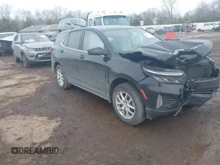 2024 Chevrolet Equinox LT with VIN 3GNAXUEG8RL101890, listed as a IAAI auction lot 41651001 with 17,662 mi miles. Bid and sale history available at carsss.com. Image 1.
