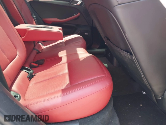 2021 Porsche Macan z VIN WP1AA2A59MLB00947, wystawiony jako IAAI lot #42013483 z przebiegiem Nie podano mil oraz . Historia ofert i sprzedaży dostępna na DreamBid. Obrazek 8.