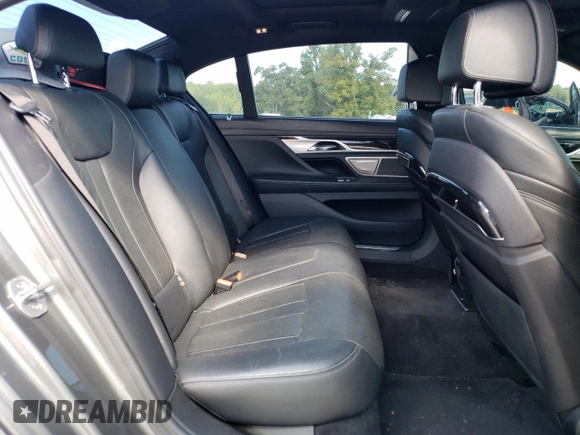 2019 BMW 7 Series 740i xDrive with VIN WBA7E4C50KGV70540, listed as a Copart auction lot 66922083 with 47,529 mi miles. Bid and sale history available at carsss.com. Image 10.