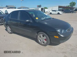 2005 Ford Focus S with VIN 1FAFP34N45W101548, listed as a IAAI auction lot 42607412 with 180,785 mi miles and . Bid and sale history available at DreamBid. Image 1.