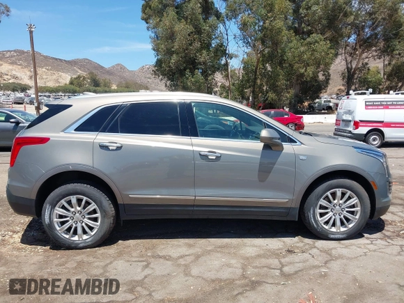 2018 Cadillac XT5 FWD with VIN 1GYKNARS5JZ242794, listed as a IAAI auction lot 42813475 with 32,266 mi miles and . Bid and sale history available at DreamBid. Image 12.