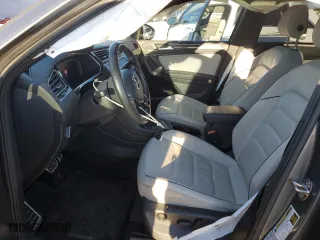 2019 Volkswagen Tiguan SEL Premium with VIN 3VV4B7AX5KM157802, listed as a Copart auction lot 41542975 with 53,377 mi miles and Salvage Title. Bid and sale history available at carsss.com. Image 7.