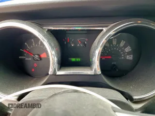 2007 Ford Mustang Deluxe with VIN 1ZVFT84N675330712, listed as a Copart auction lot 58337415 with 105,123 mi miles and Salvage title. Bid and sale history available at DreamBid. Image 9.