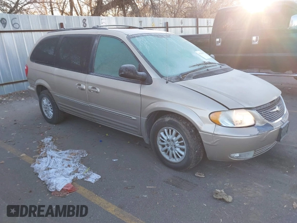 2004 Chrysler Town & Country Touring with VIN 2C4GP54LX4R589792, listed as a IAAI auction lot 41278823 with 203,066 mi miles and . Bid and sale history available at DreamBid. Image 1.