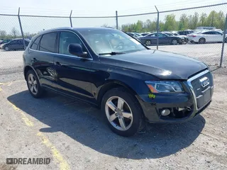 2012 Audi Q5 2.0T Premium Plus with VIN WA1LFAFP5CA008450, listed as a IAAI auction lot 42085011 with 114,032 mi miles. Bid and sale history available at carsss.com. Image 1.