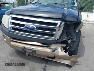 2013 Ford Expedition XLT z VIN 1FMJU1H53DEF16906, wystawiony jako IAAI lot #42196613 z przebiegiem 203 071 mil mil oraz . Historia ofert i sprzedaży dostępna na DreamBid. Obrazek 19.