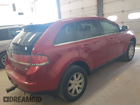 2007 Lincoln MKX with VIN 2LMDU88C57BJ34241, listed as a IAAI auction lot 42059956 with 230,948 mi miles. Bid and sale history available at carsss.com. Image 4.