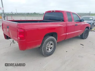 2006 Dodge Dakota ST with VIN 1D7HE22K16S580666, listed as a IAAI auction lot 41967448 with 173,123 mi miles and . Bid and sale history available at DreamBid. Image 4.