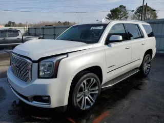 2017 GMC Yukon Denali with VIN 1GKS1CKJ7HR363114, listed as a Copart auction lot 42456135 with 152,519 mi miles and Salvage Title. Bid and sale history available at carsss.com. Image 1.