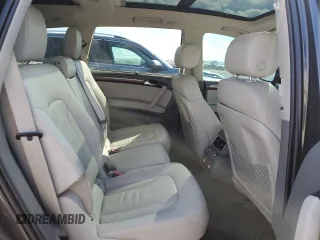 2015 Audi Q7 Premium Plus с VIN WA1LMAFE5FD014515, выставлен на аукционе Copart как лот 50829395 с пробегом 139 237 миль миль и Списание • Salvage title. История ставок и продаж доступна на DreamBid. Изображение 11.