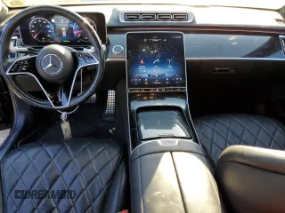 2021 Mercedes-Benz S 580 z VIN W1K6G7GB5MA056303, wystawiony jako Copart lot #70400402 z przebiegiem 35 475 mil mil oraz . Historia ofert i sprzedaży dostępna na DreamBid. Obrazek 8.
