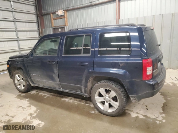 2014 Jeep Patriot Latitude with VIN 1C4NJRFB7ED562073, listed as a Copart auction lot 75113294 with 162,053 mi miles and Salvage Title. Bid and sale history available at carsss.com. Image 2.