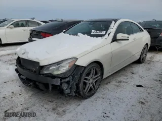 2015 Mercedes-Benz E-Class E 400 with VIN WDDKJ6HB7FF305277, listed as a Copart auction lot 45348885 with 135,896 mi miles and Salvage Title. Bid and sale history available at carsss.com. Image 1.
