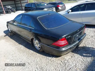 2003 Mercedes-Benz S-Class 4.3L with VIN WDBNG70J33A366275, listed as a IAAI auction lot 41856172 with 1 mi miles. Bid and sale history available at carsss.com. Image 3.