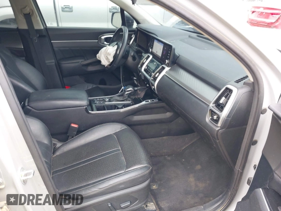 2022 Kia Sorento SX z VIN 5XYRK4LF7NG127080, wystawiony jako IAAI lot #42092519 z przebiegiem 108 300 mil mil oraz . Historia ofert i sprzedaży dostępna na DreamBid. Obrazek 5.
