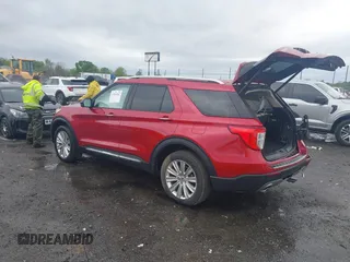 2022 Ford Explorer Limited with VIN 1FMSK8FH8NGB43898, listed as a IAAI auction lot 41934367 with 34,301 mi miles. Bid and sale history available at carsss.com. Image 3.