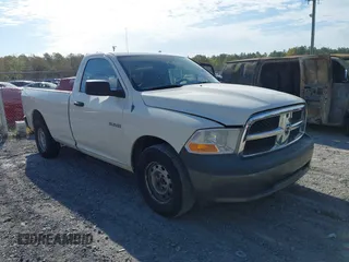2009 Dodge 1500 ST with VIN 1D3HB16K19J520511, listed as a IAAI auction lot 41895713 with 200,124 mi miles and . Bid and sale history available at carsss.com. Image 1.