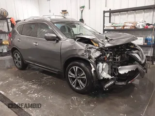 2017 Nissan Rogue SL z VIN JN8AT2MV6HW284437, wystawiony jako IAAI lot #41690708 z przebiegiem 37 908 mil mil oraz . Historia ofert i sprzedaży dostępna na DreamBid. Obrazek 1.