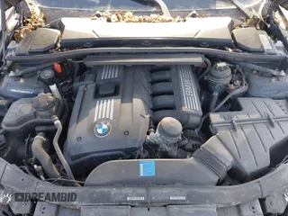 2008 BMW 3 Series 328xi with VIN WBAVC735X8KX92684, listed as a IAAI auction lot 42108049 with 275,323 mi miles. Bid and sale history available at carsss.com. Image 10.