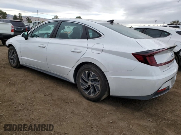2022 Hyundai Sonata Hybrid Blue with VIN KMHL24JJ0NA037651, listed as a Copart auction lot 76569394 with 181,681 mi miles and Salvage Title. Bid and sale history available at carsss.com. Image 2.