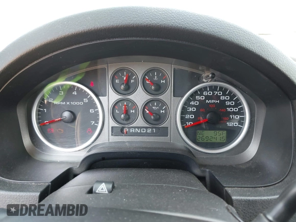 2004 Ford F-150 XLT с VIN 1FTPW14564KD69173, выставлен на аукционе IAAI как лот 42698484 с пробегом 269 241 миль миль и . История ставок и продаж доступна на DreamBid. Изображение 7.
