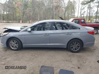 2015 Hyundai Sonata SE with VIN 5NPE24AF6FH160079, listed as a IAAI auction lot 41952638 with 164,497 mi miles and . Bid and sale history available at DreamBid. Image 14.
