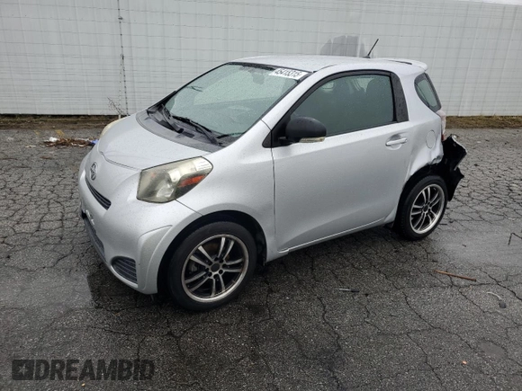 2012 Scion iQ z VIN JTNJJXB08CJ012348, wystawiony jako Copart lot #45415315 z przebiegiem 87 315 mil mil oraz Szkoda całkowita • Salvage title. Historia ofert i sprzedaży dostępna na DreamBid. Obrazek 1.