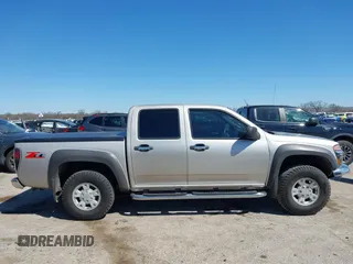 2005 Chevrolet Colorado 1SE LS Z71 z VIN 1GCDS136758256064, wystawiony jako IAAI lot #41847110 z przebiegiem 200 960 mil mil oraz . Historia ofert i sprzedaży dostępna na DreamBid. Obrazek 13.