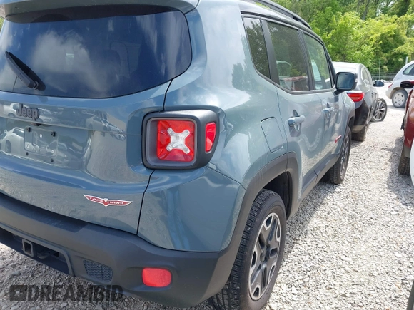 2016 Jeep Renegade Trailhawk with VIN ZACCJBCT8GPC52062, listed as a IAAI auction lot 42040795 with 139,805 mi miles and . Bid and sale history available at carsss.com. Image 4.