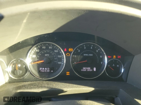 2010 Jeep Commander Sport с VIN 1J4RH4GK9AC108108, выставлен на аукционе Copart как лот 87322074 с пробегом 196 938 миль миль и Списание • Salvage title. История ставок и продаж доступна на DreamBid. Изображение 9.