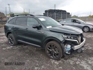 2022 Kia Sorento SX z VIN 5XYRKDLF9NG075953, wystawiony jako IAAI lot #40406528 z przebiegiem 100 146 mil mil oraz . Historia ofert i sprzedaży dostępna na DreamBid. Obrazek 1.