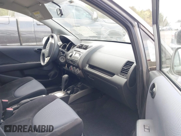2008 Honda Fit with VIN JHMGD38408S061083, listed as a IAAI auction lot 41923445 with 67,720 mi miles. Bid and sale history available at carsss.com. Image 5.
