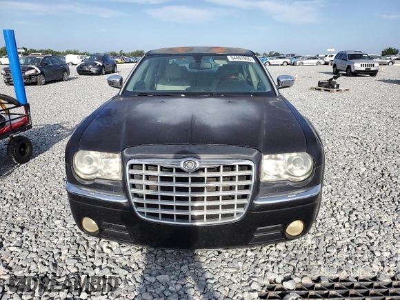 2006 Chrysler 300 C with VIN 2C3KK63HX6H277240, listed as a Copart auction lot 54401955 with 94,469 mi miles and Clean Title. Bid and sale history available at carsss.com. Image 5.