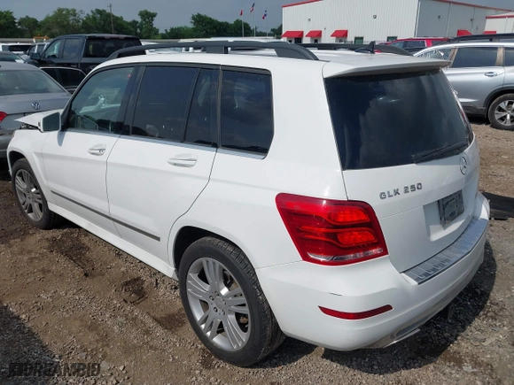 2014 Mercedes-Benz GLK-Class GLK 250 BlueTEC with VIN WDCGG0EB3EG286570, listed as a IAAI auction lot 41947819 with 166,168 mi miles. Bid and sale history available at carsss.com. Image 3.