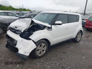 2015 Kia Soul z VIN KNDJN2A20F7125131, wystawiony jako IAAI lot #42231466 z przebiegiem 138 003 mil mil oraz . Historia ofert i sprzedaży dostępna na DreamBid. Obrazek 17.