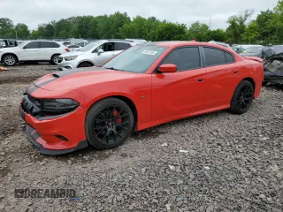 2019 Dodge Charger R/T z VIN 2C3CDXCT8KH530400, wystawiony jako Copart lot #59897455 z przebiegiem 155 593 mil mil oraz Szkoda całkowita • Salvage title. Historia ofert i sprzedaży dostępna na DreamBid. Obrazek 1.